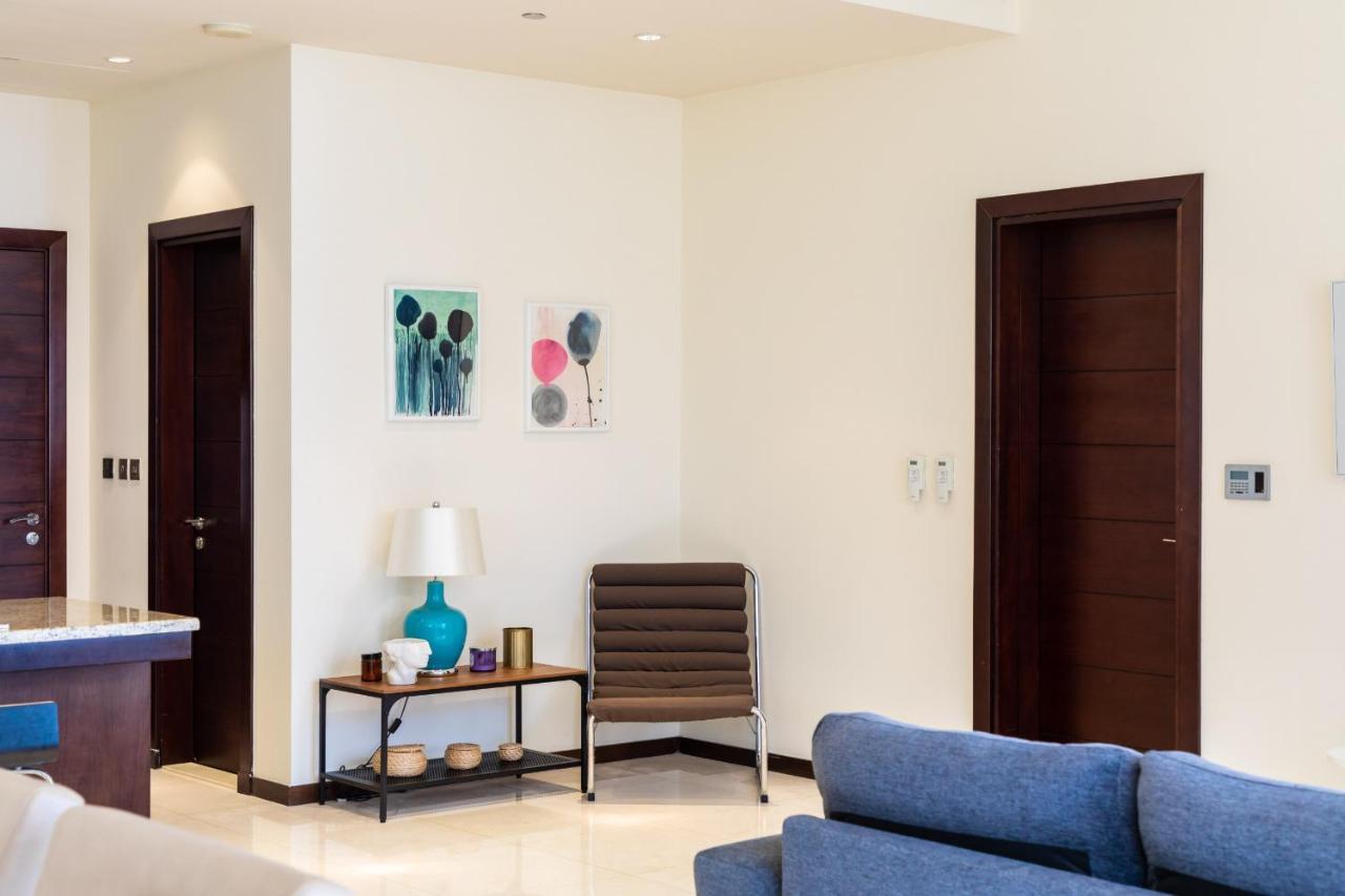 Apartamento Maison Privee - Spacious Apt On Palm Jumeirah W Sea Views And Premium Facilities Access Dubái Exterior foto