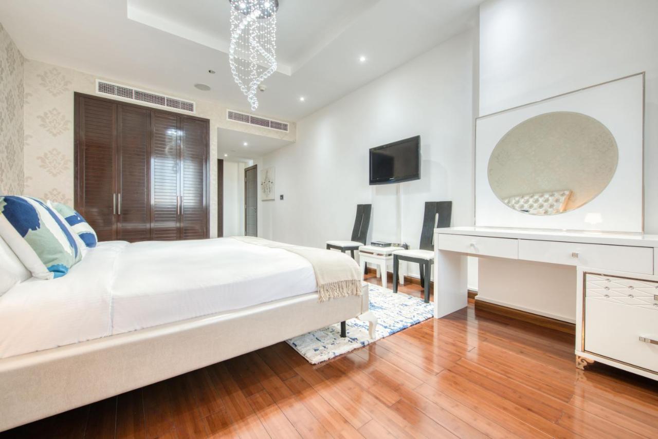 Apartamento Maison Privee - Spacious Apt On Palm Jumeirah W Sea Views And Premium Facilities Access Dubái Exterior foto