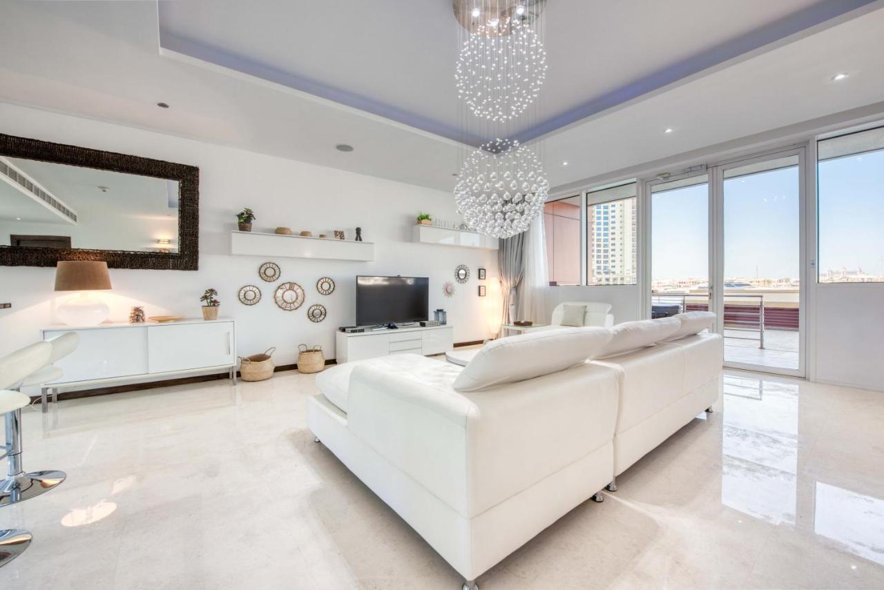 Apartamento Maison Privee - Spacious Apt On Palm Jumeirah W Sea Views And Premium Facilities Access Dubái Exterior foto